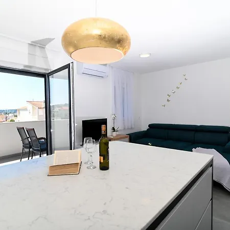 Laura, Free Parking, Balcony, 4 Ppl 公寓