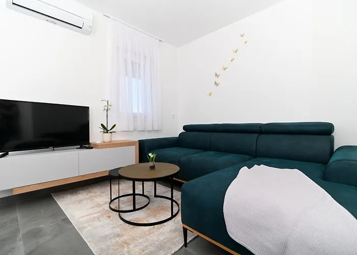 公寓 Laura, Free Parking, Balcony, 4 Ppl 特罗吉尔