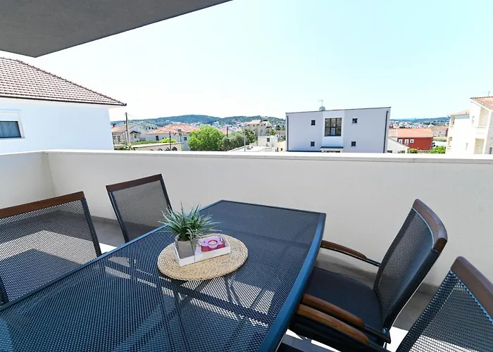 公寓 Laura, Free Parking, Balcony, 4 Ppl 特罗吉尔